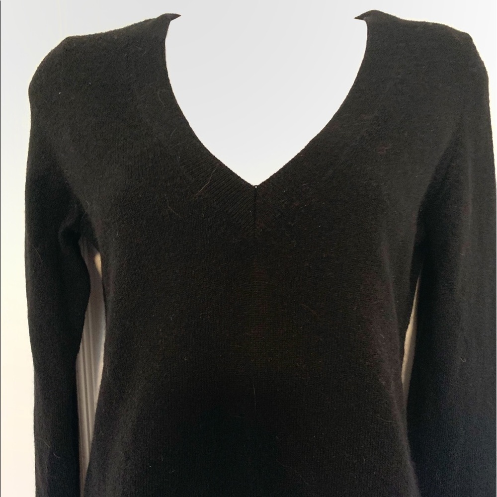 100% CASHMERE sweater by INC- NWOT